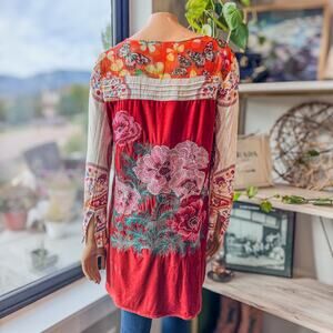 Aratta Silent Journey Burned Tulip Velvet Floral Embroidered Tunic Women's Small